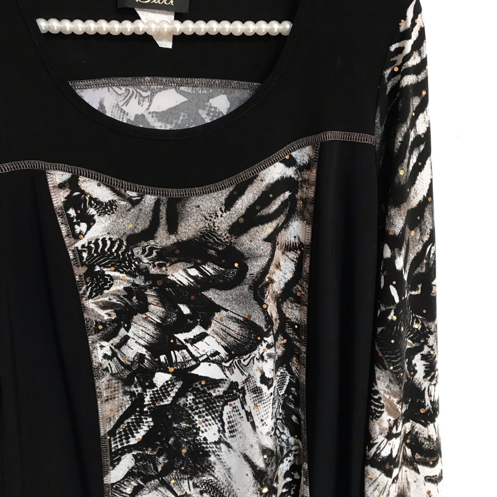 Bali Black & White Animal Print Pullover Top, Size M - Picture 5 of 12